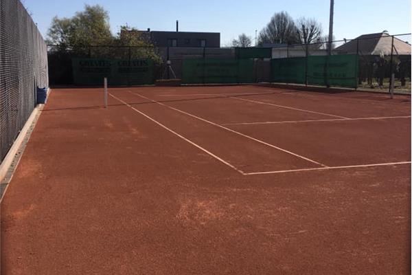 Aménagement 3 terrains de tennis en terre battue - Sportinfrabouw NV